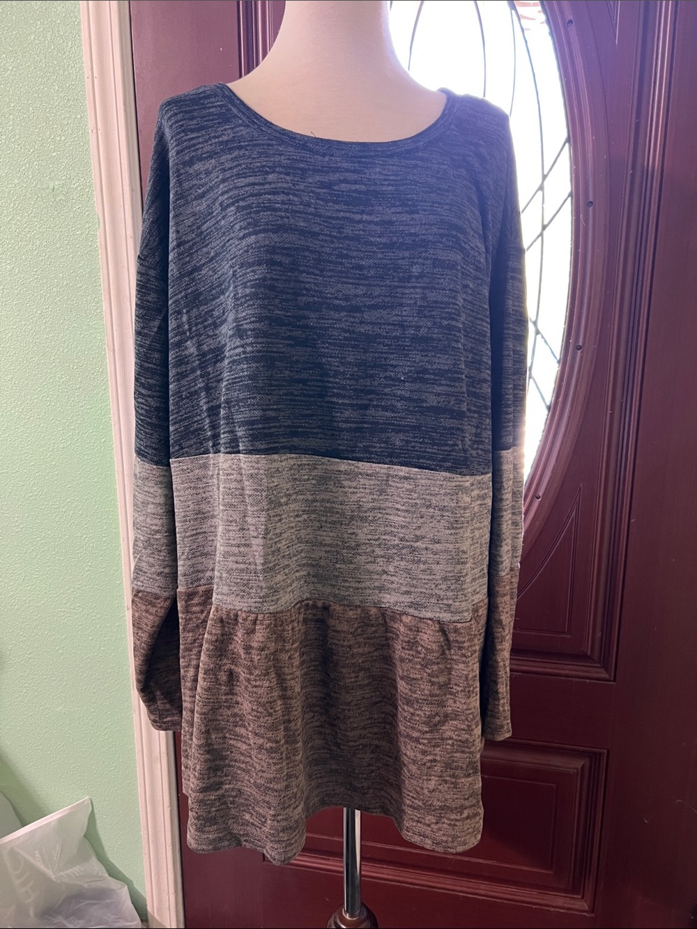 BloomChic Colorblock Crewneck Sweater — Charcoal, Light Gray, Brown